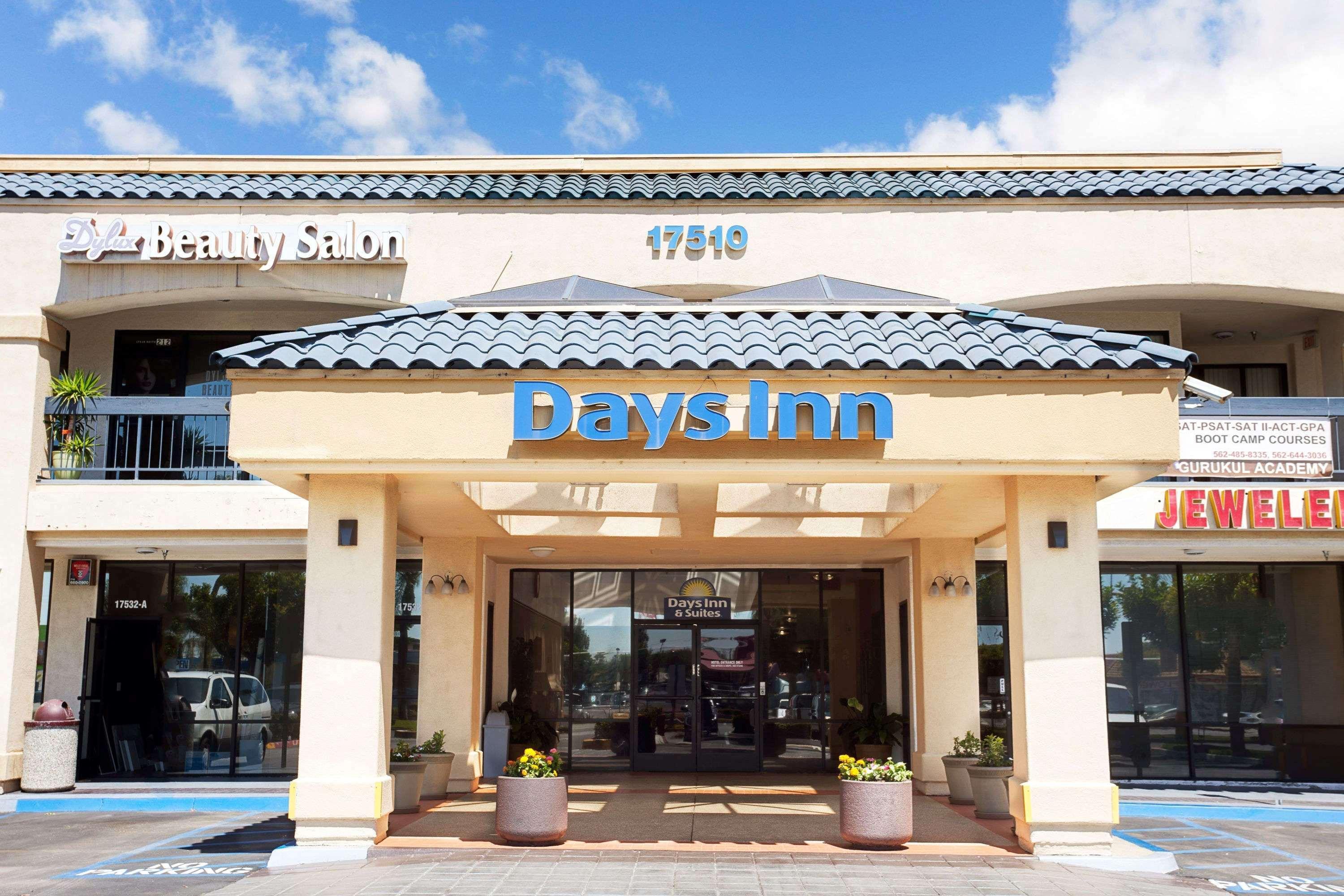 Days Inn & Suites By Wyndham Artesia Exterior foto