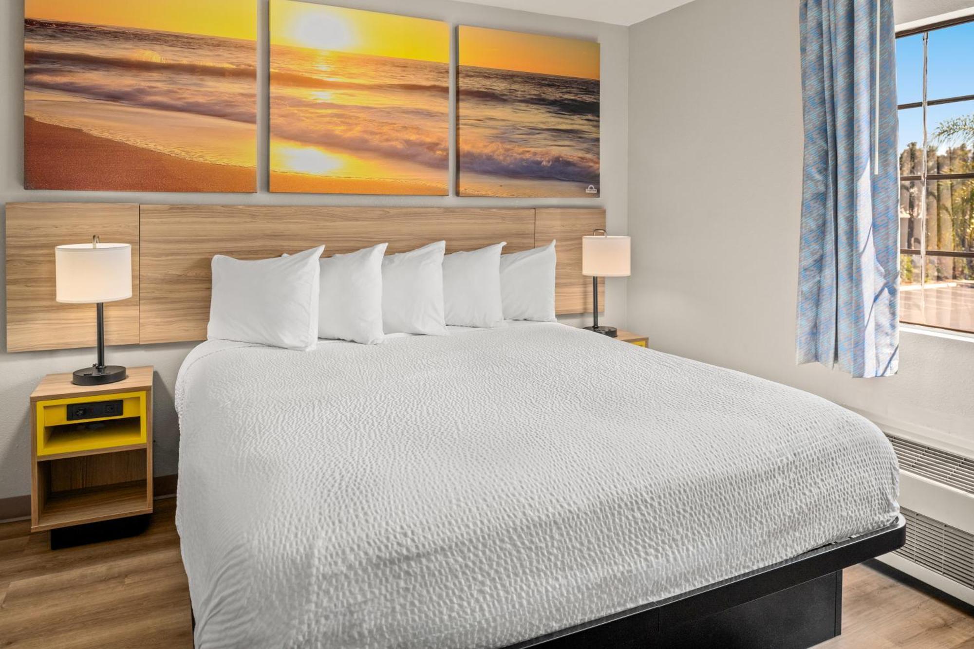 Days Inn & Suites By Wyndham Artesia Exterior foto