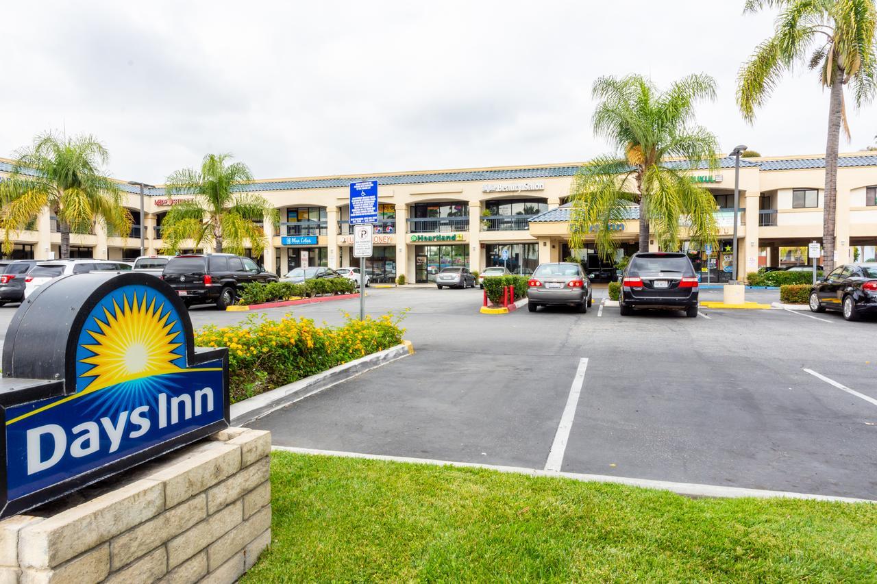 Days Inn & Suites By Wyndham Artesia Exterior foto